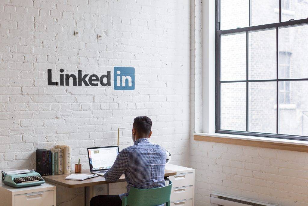 ¿Por qué usar videos en tu estrategia de LinkedIn?
